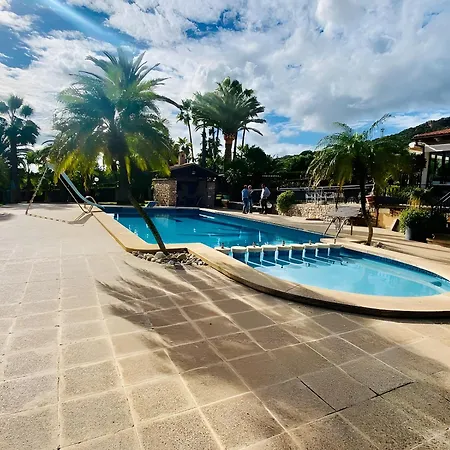 Сasa de vacaciones Villas2meet Na Penyal 7 *