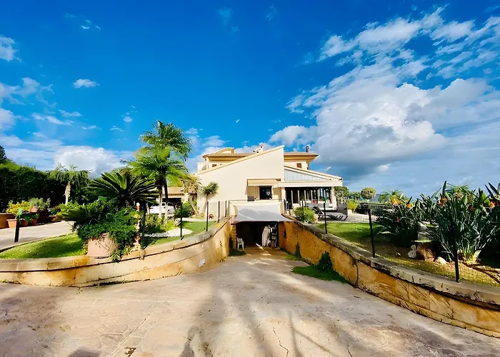 Hébergement de vacances Villas2meet Na Penyal 7 *