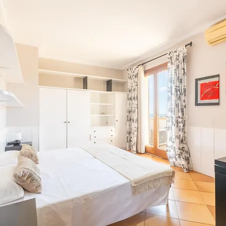 度假居 Villas2meet Na Penyal 7 *