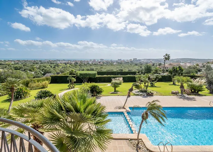 Vakantiehuis Villas2meet Na Penyal 7 *