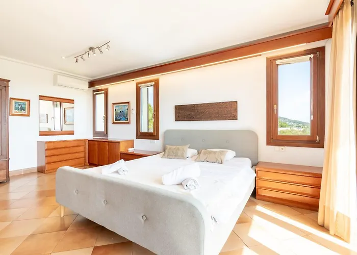 Villas2meet Na Penyal 7 *